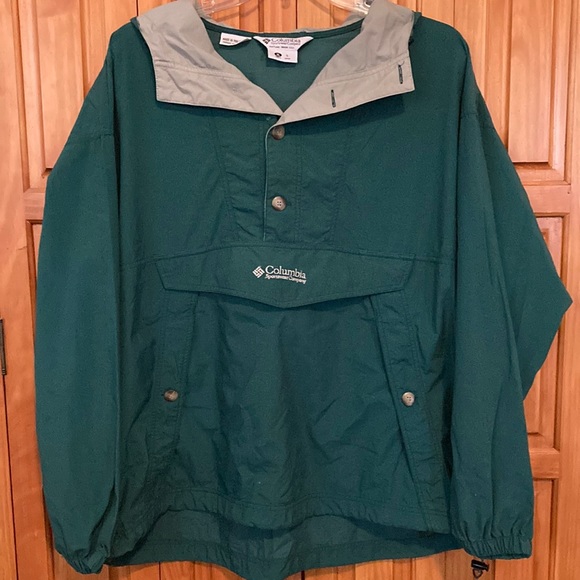 Columbia Sportswear Co; Green & Grey; Hooded (4) Botton Pullover Wind Jacket; - Picture 1 of 6